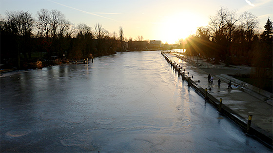 2016-01-09-havel-zugefroren